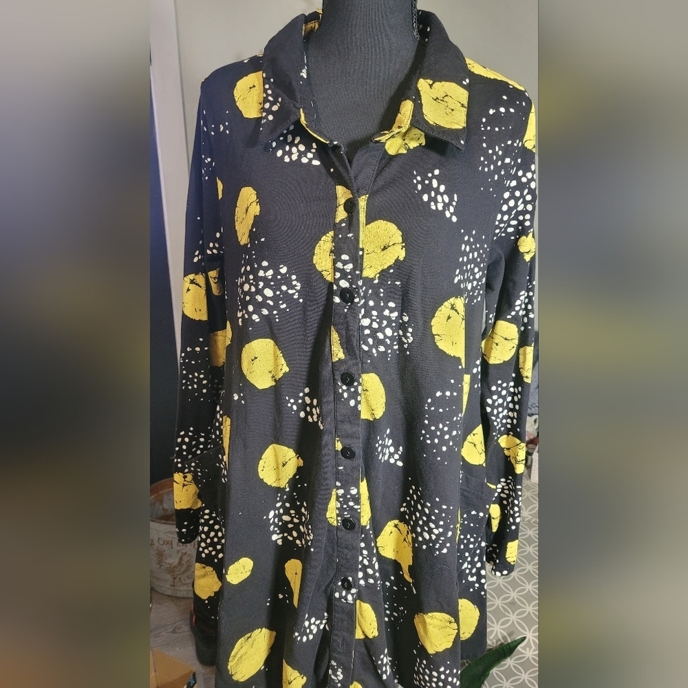 Snapdragon & Twig Abstract Button Down Tunic With Pockets Size Small - Picture 4 of 8